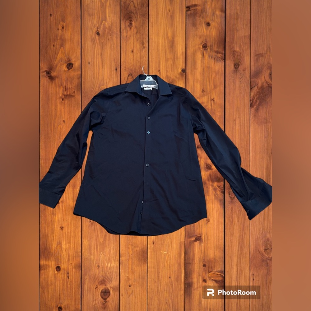 Kenneth cole reaction Mens long sleeve button down black shirt Size M
